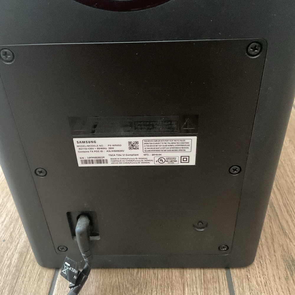 Samsung Black sub woofer - Picture 3 of 5